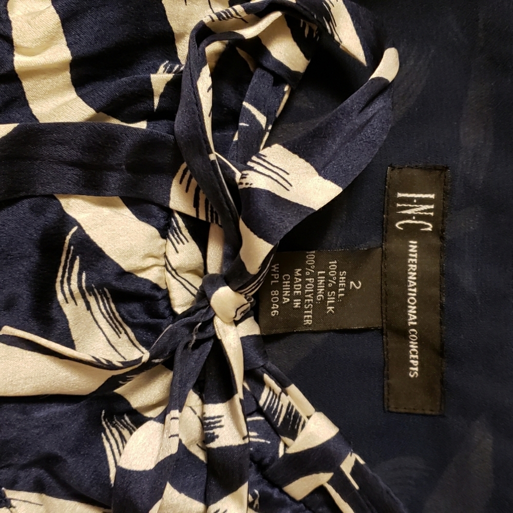 Blouse - Picture 3 of 4
